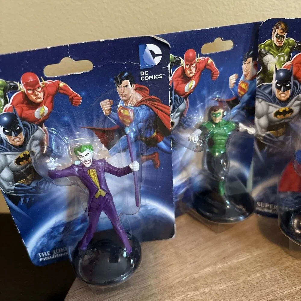 4 DC Comics Superman-Batman-Joker-Green lantern 2.5